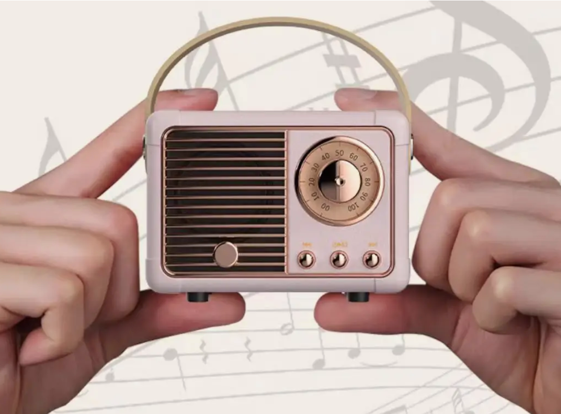 Vintage Radio with Bluetooth Speaker